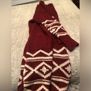 Women’s oversized sweater wrap